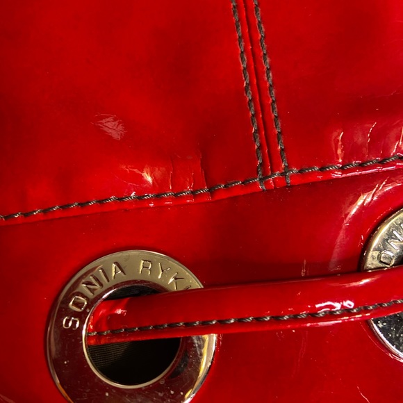Sonia Rykiel large red patent leather bag
Pre owned - Picture 4 of 8